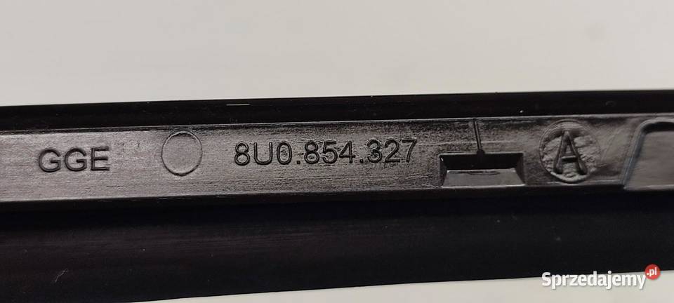 AUDI Q3 8U LISTWA SZYBY CZOŁOWEJ LEWA 8U0854327 dolnośląskie sprzedam