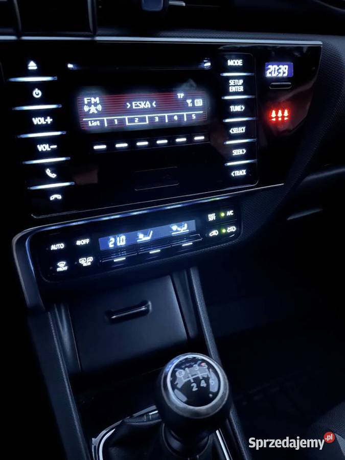 Toyota Auris Polski Salon isofix Białystok