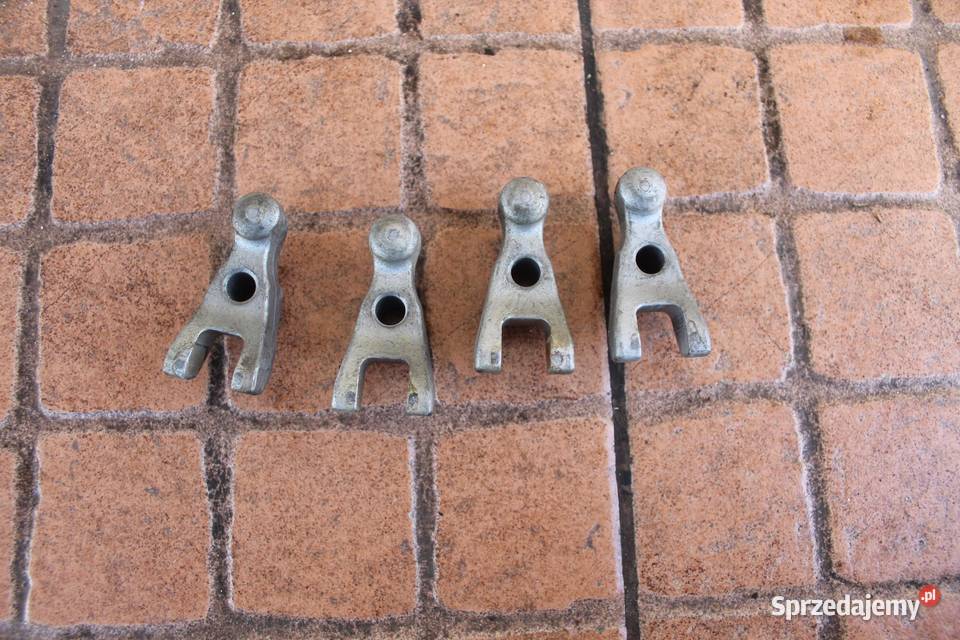 ŁAPKI MOCOWANIE WTRYSKU KPL OPEL VECTRA C 19