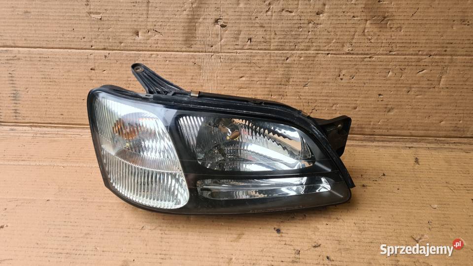 Subaru Legacy 3 BH5 lampa lampy reflektory przód Legnica