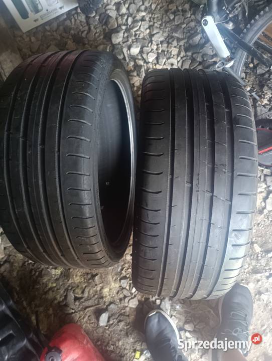 Letnie opony Nokian 22535 r19