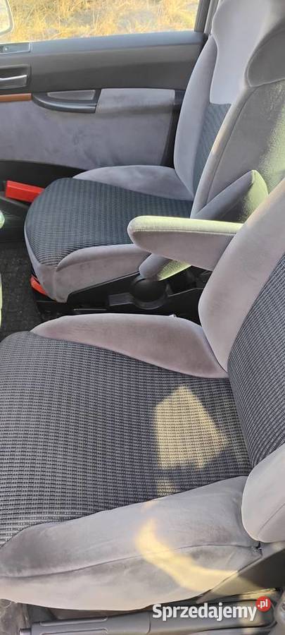 Zamienię Citroen C8 na mniejszy 7 osobowy benzyna Wieruszów