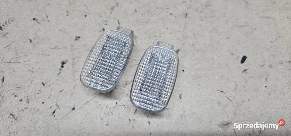 Lampka bagażnika mercedes w211 2118201601 Zbąszyń sprzedam