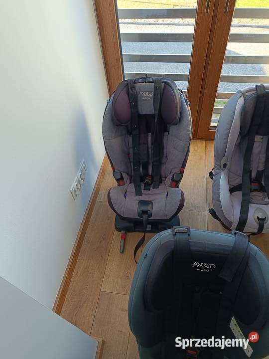 Foteliki samochodowe dziecięce AXKID MAXI COSI podkarpackie Wydrze