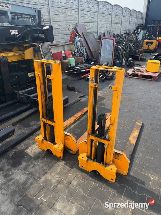 maszt lekki mały ciągnik maszt do ciągnika C330 Działoszyn