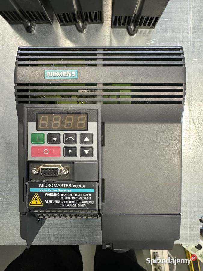 6SE32128BA40 Siemens Micromaster Vector Falownik Pozostałe Bratoszewice sprzedam