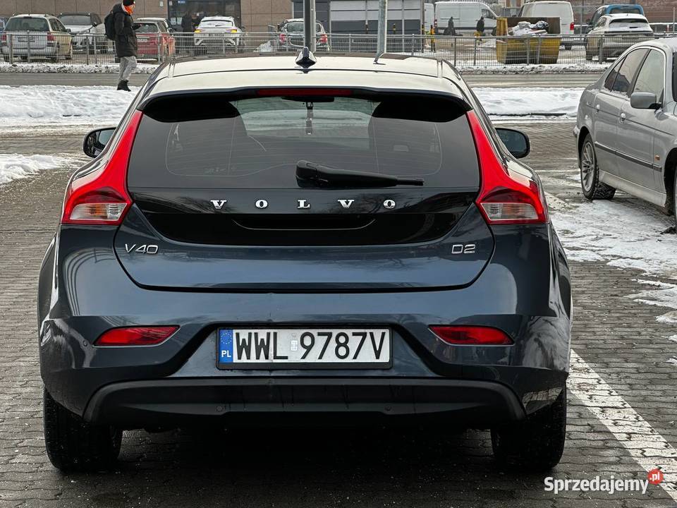 Volvo V40 2D Lift Bogata wersja wyposażenia manualna Samochody osobowe Łódź