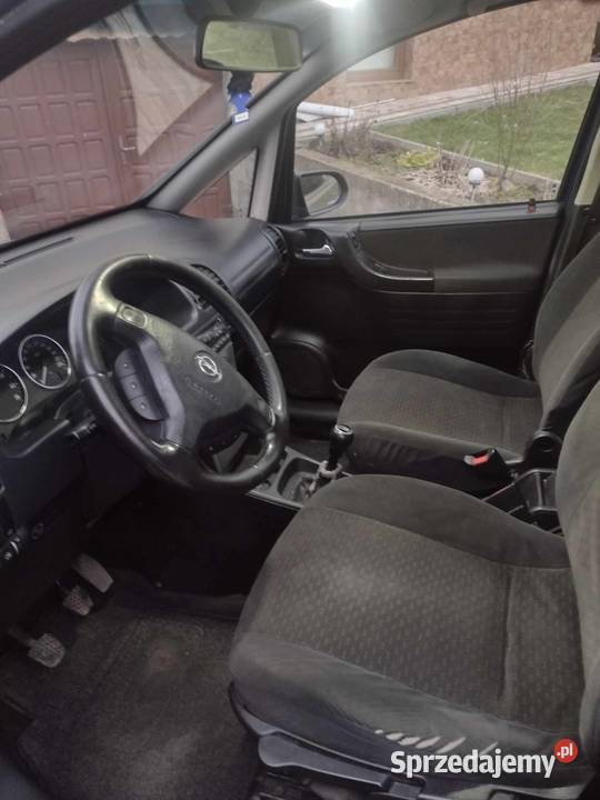 Opel Zafira A 18 benzynagaz 2005 Rok produkcji 2005 Krzywcza sprzedam