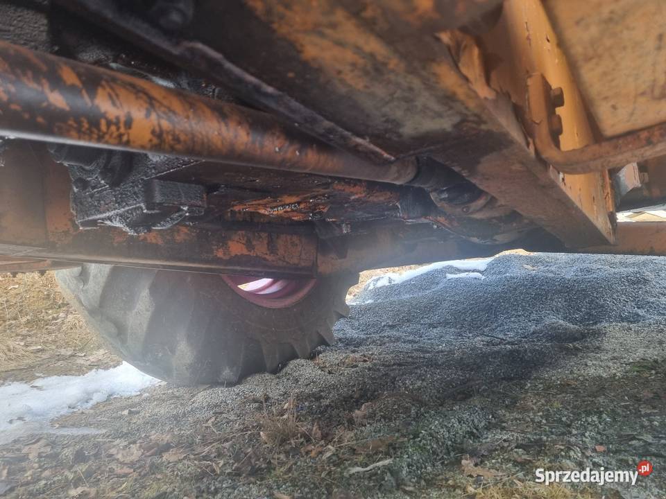 Koparko ładowarka fendt ts65 Suchedniów