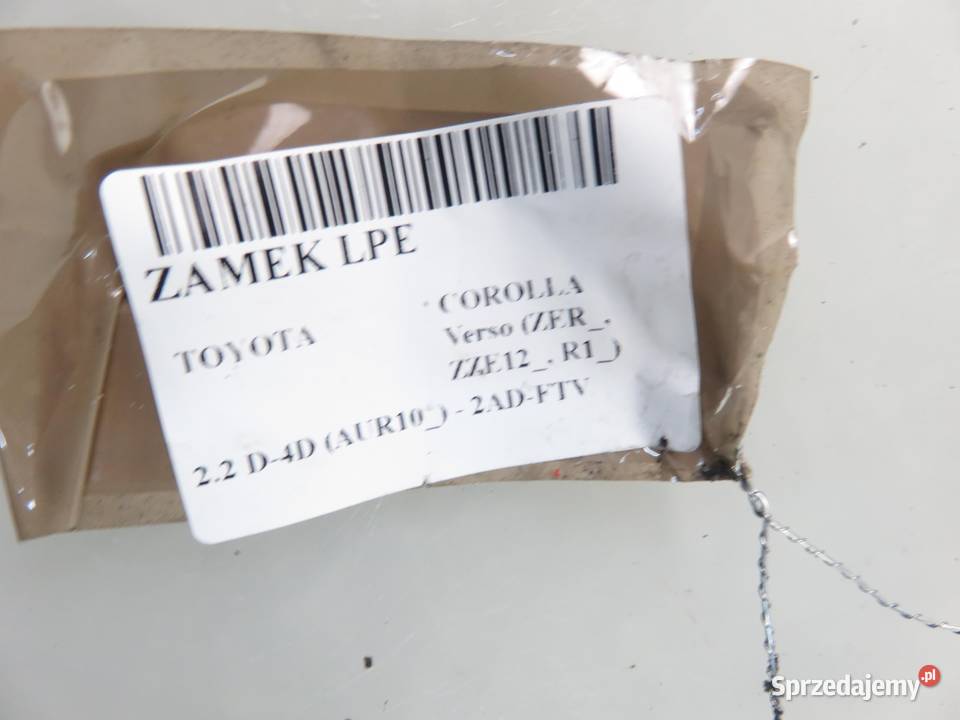 ZAMEK LEWY PRZEDNI TOYOTA COROLLA Verso osobowe