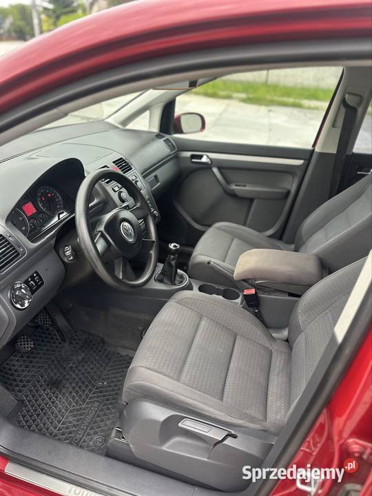 Volkswagen Touran 20 diesel czerwony sprzedam