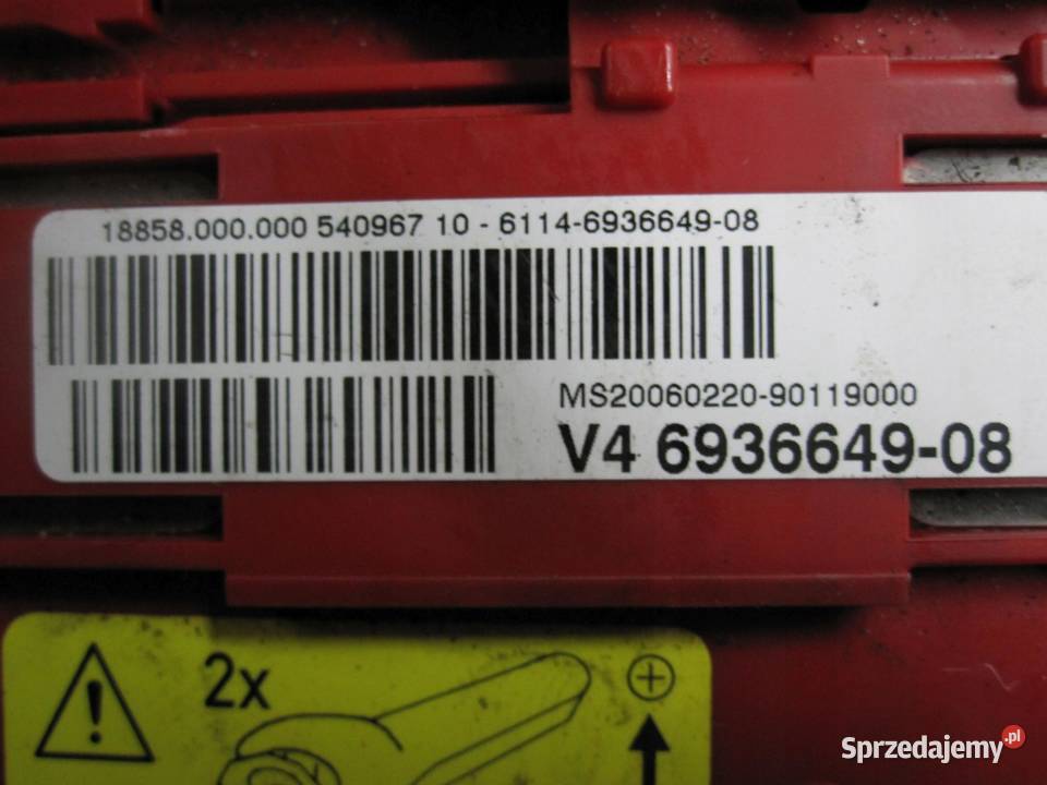 BMW E81 E87 16 B 06r moduł rozdzielacz prądu sprzedam