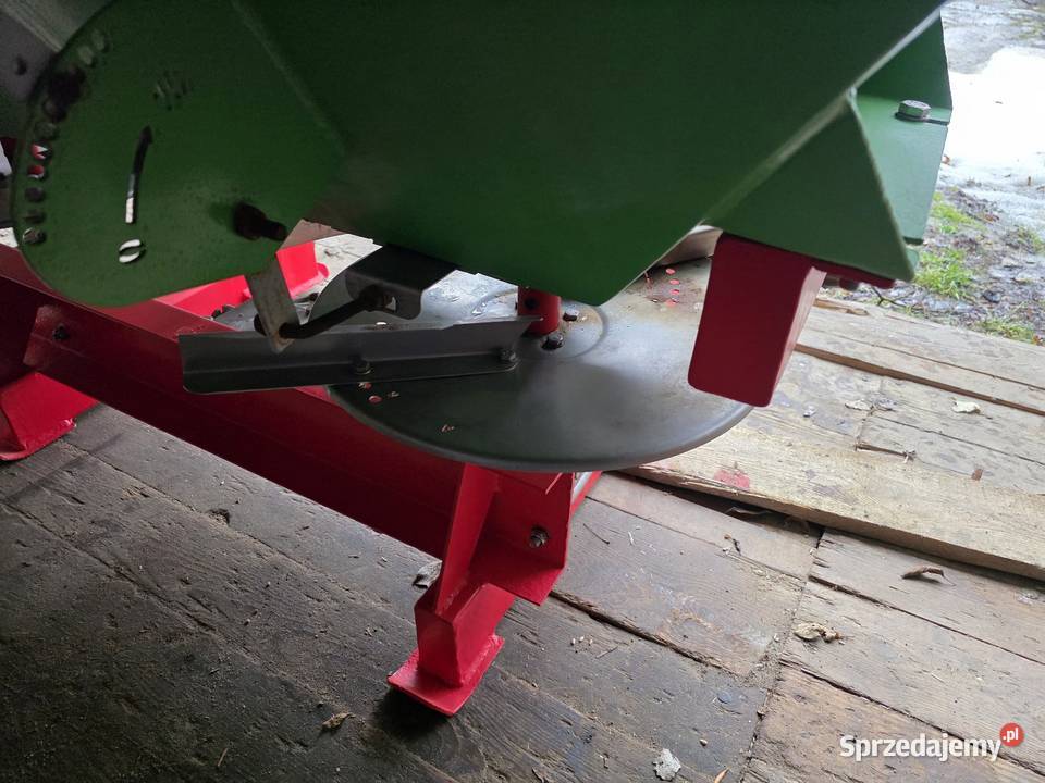 Rozsiewacz strumyk 800l Niedrzwica Duża