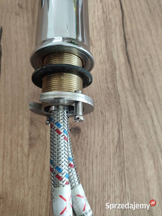 Bateria łazienkowa nablatowa