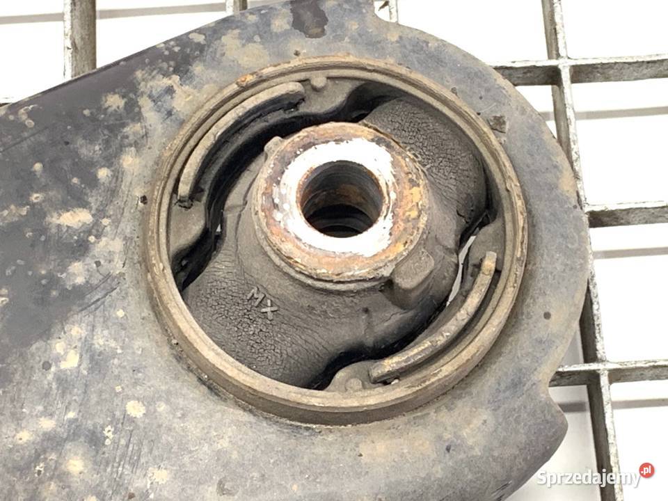 WAHACZ PRAWY PRZÓD HONDA HRV Crossover PRZEDNI