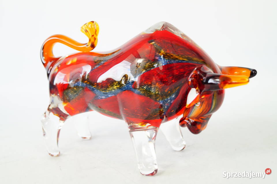 Byk z Wall Street szklana figura Murano style Gizałki