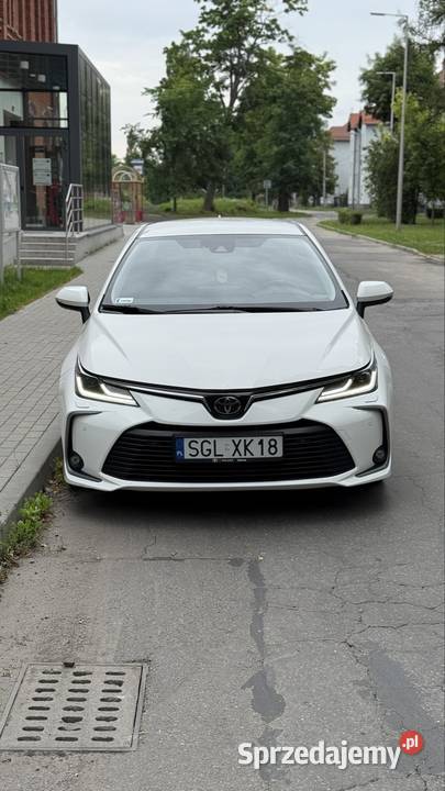 Toyota Corolla E21 Salon Polska Pyskowice
