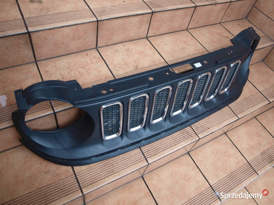 Jeep Renegade grill chrom atrapa przód 2014 Kalisz