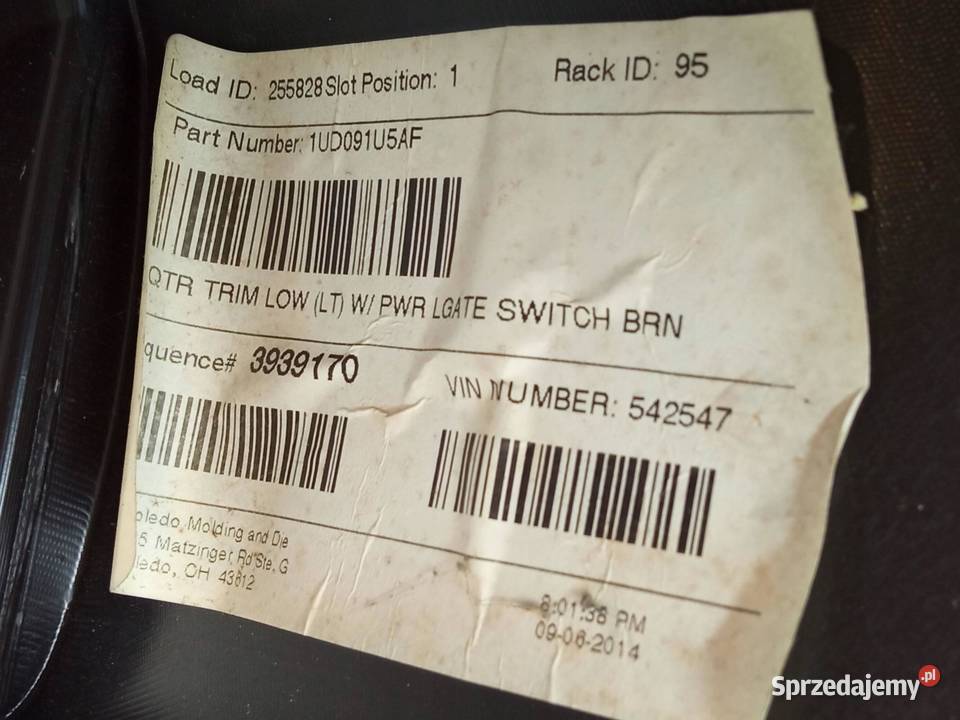 TAPICERKA BOCZEK BAGAŻNIKA BRĄZ KL LEWY TYŁ Jeep osobowe