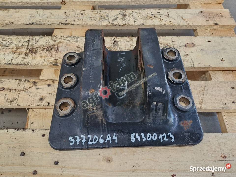 Wspornik Case Magnum 235 250 260 Byków
