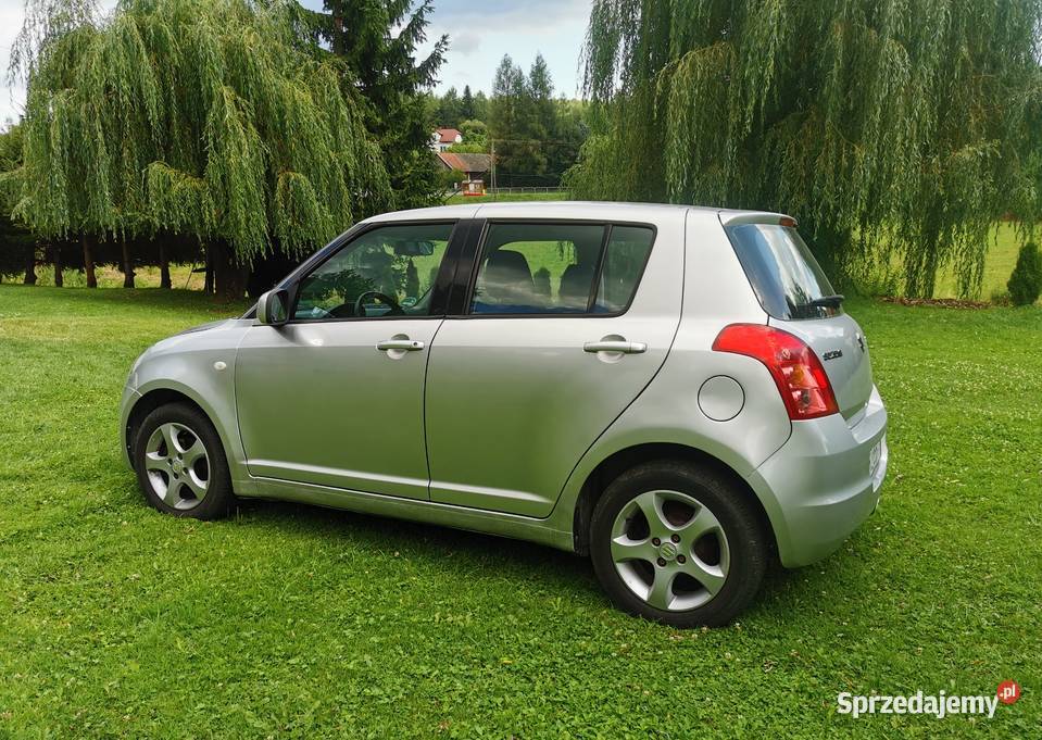 Suzuki Swift 1 3 benzyna CD Jasło sprzedam