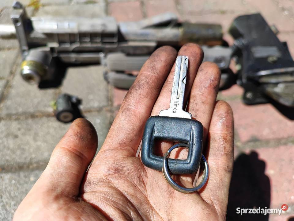 Zestaw kluczyk kolumna klamki wkładka Volvo 850 śląskie Jaworzno