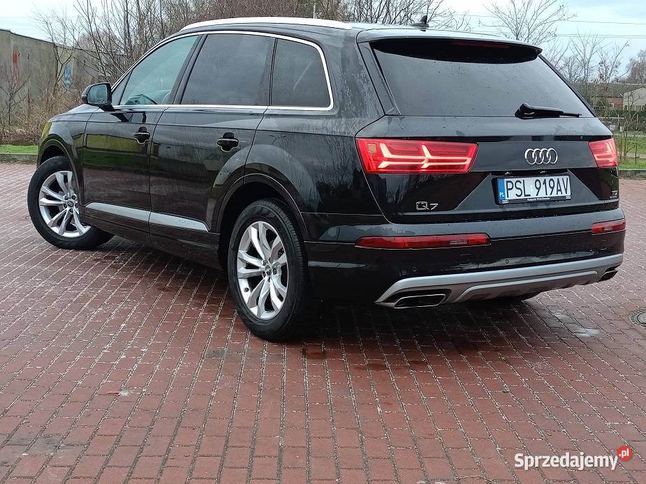 Audi Q7 30 TDI Quattro FULL LED Sóra Navi Salon poduszka powietrzna Słupca