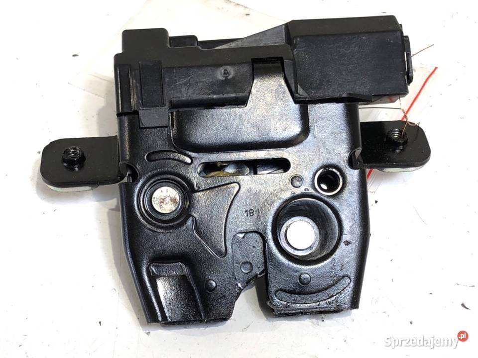 ZAMEK KLAPY TYŁ FORD FIESTA MK7 Hatchback