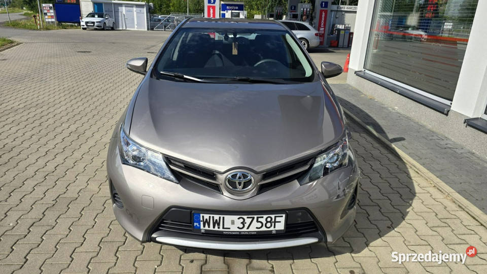 Toyota Auris Lekko Uszkodzony Jeżdżący Zadbany Rok produkcji 2014 Auris Karczew