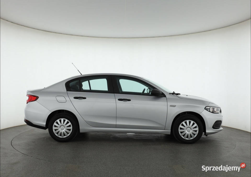 Fiat Tipo 14 16V Rok produkcji 2016 Piaseczno