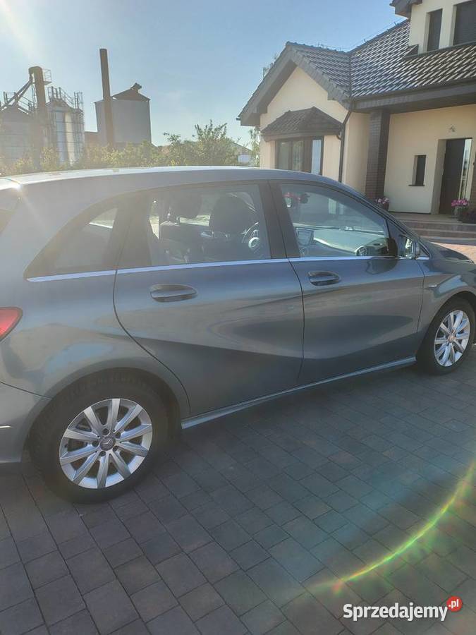 Sprzedam Mercedesa klasa B 2012 manualna Kotlin