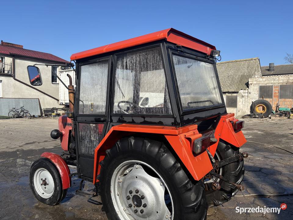 Kabina do c330 Chlebno