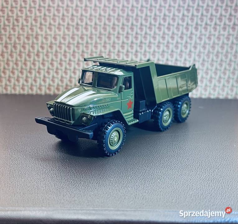 Model Ural4320 radzieckiej ciężarówki wojskowej kujawsko-pomorskie Grupa