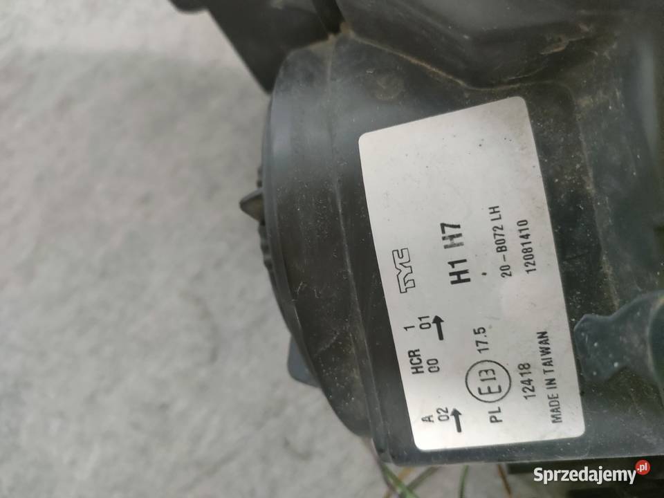 Megane II lift lewa lampa przód europa Swarzędz