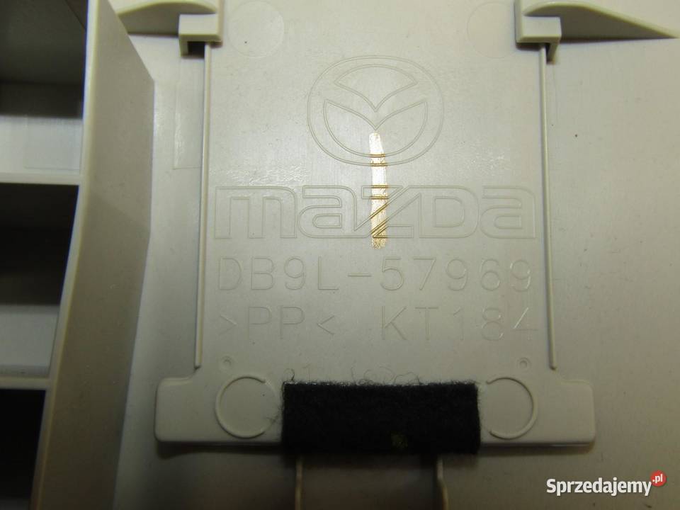 OSŁONA SŁUPKA PRAWA POSZYCIE SŁUPKA PRAWE MAZDA