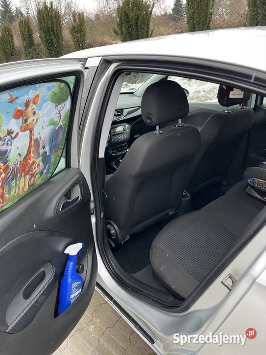 Corsa E 2 komplety kół Bezwypadkowa welurowa tapicerka