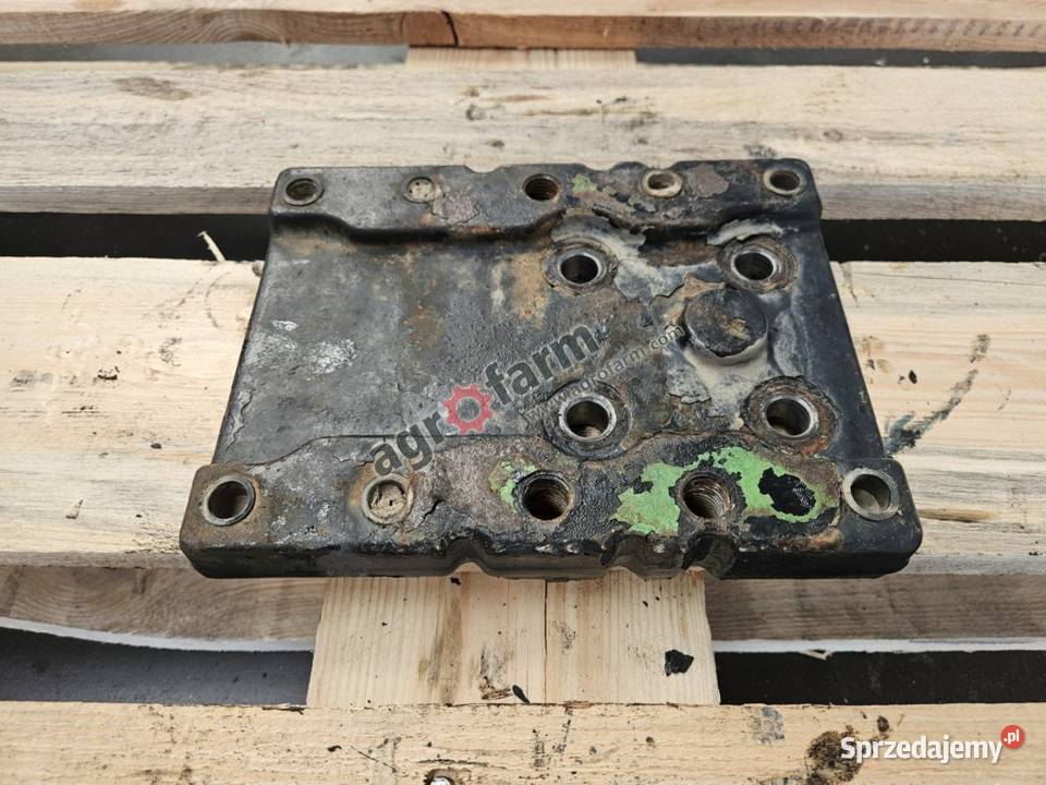 Uchwyt FWD DeutzFahr Agrostar 661 DX650 Byków