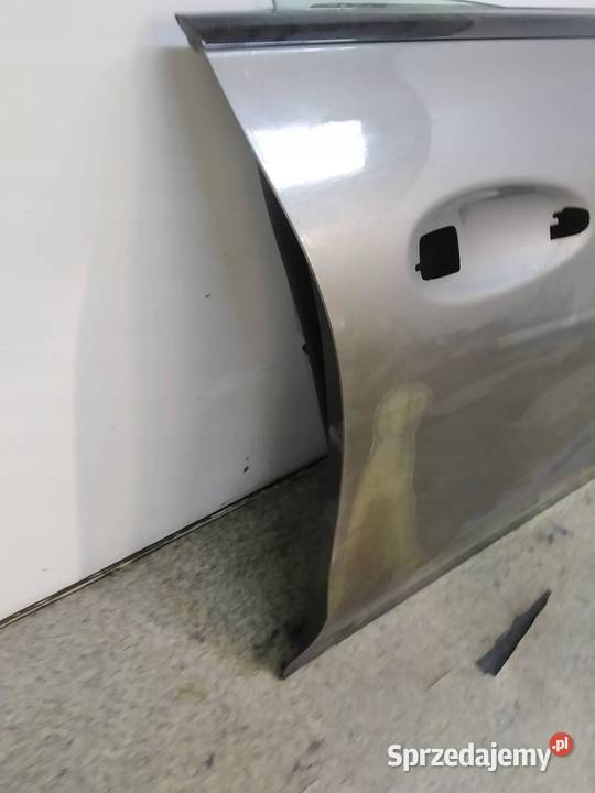 DRZWI PRAWE PRZÓD W118 MercedesBenz CLAklasa II Rok produkcji 2021 Drzwi