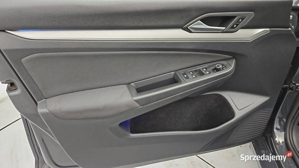 Volkswagen Golf VIII 20 TDI Life Z Polskiego Warszawa