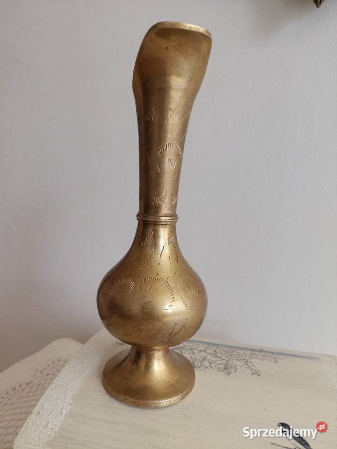 Wazonik z mosiądzu Antyki