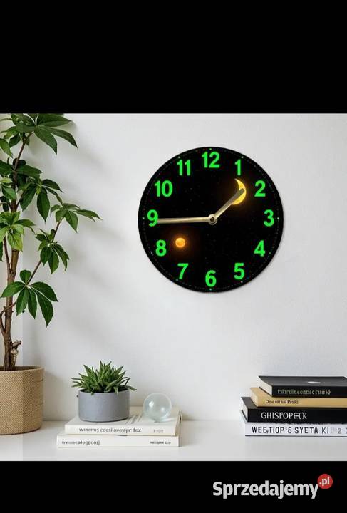 Zegar ścienny świecący w księżyc Warszawa