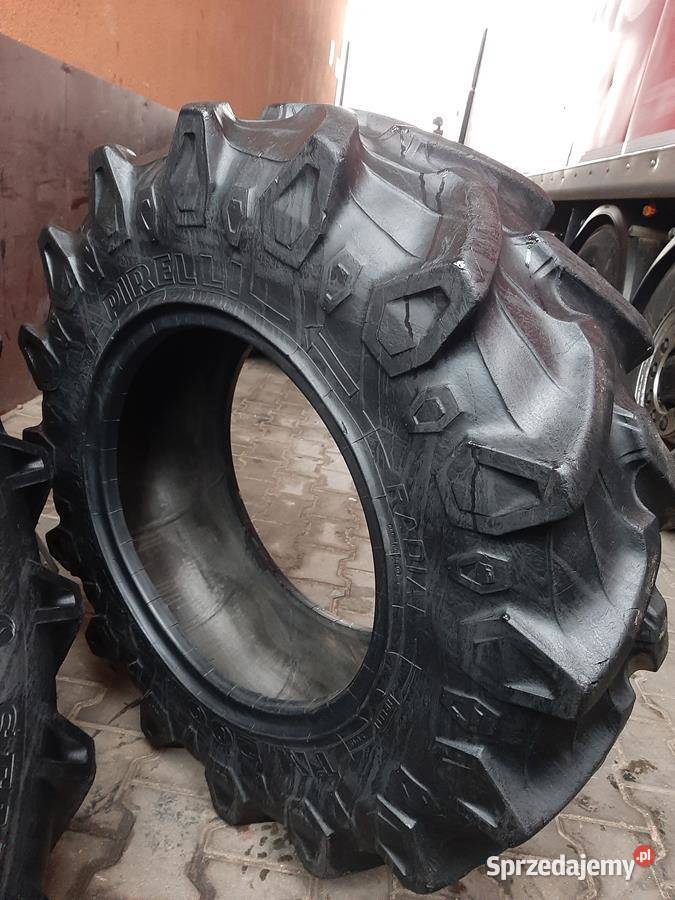 Opona używana rolnicza 124R20 PIRELLI TM200 400 podlaskie