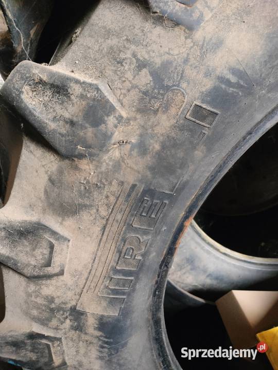 Opony Pirelli 60065 podlaskie Jedwabne sprzedam