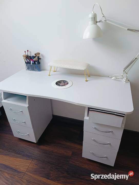 Biurko manicure Poznań