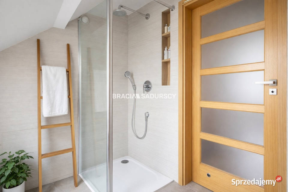 Dom wolnostojący 1812m Pielgrzymowice małopolskie