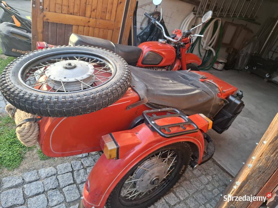 KMZ Dniepr MT16 czerwony Bielawa