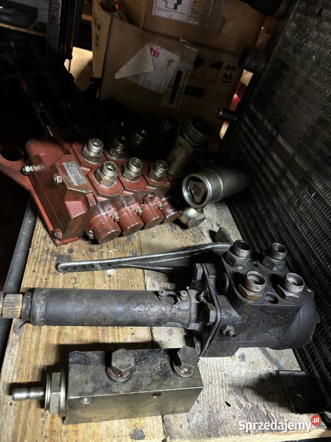 Rozdzielacz Chłodnica Linde H 35 2004 Kłobuck