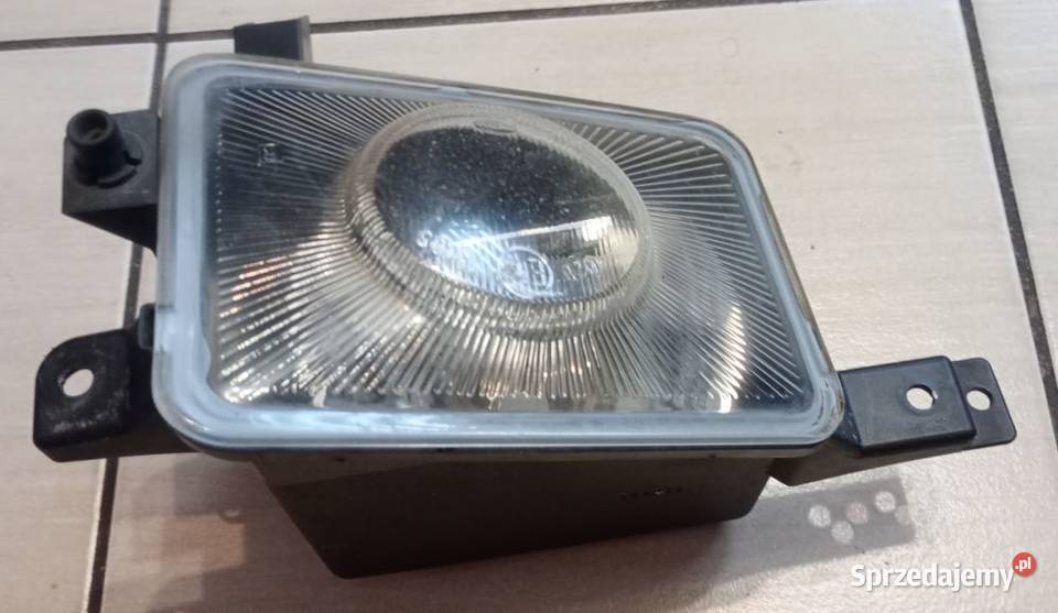 Halogen prawy światło przeciwmgielne Opel Corsa Oleśnica