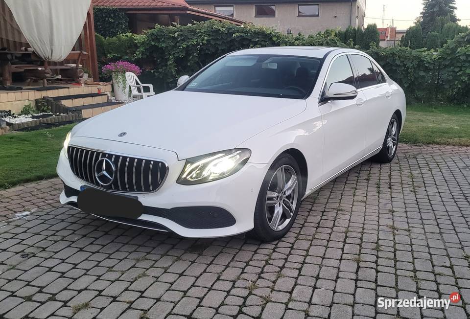 Mercedes E250 benzyna Salon 1wł Rok produkcji 2018