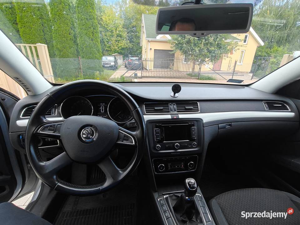Skoda Superb 20 TDI 140 2014 r manual światła przeciwmgielne mazowieckie Hipolitów